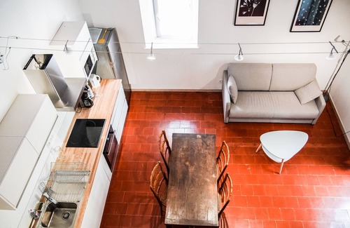 Cardet Apartment | T2 Duplex au Coeur D'un Domaine Équestre Verdoyant