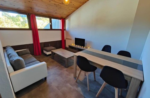 Mijoux Apartment | T2 duplex au pied des pistes