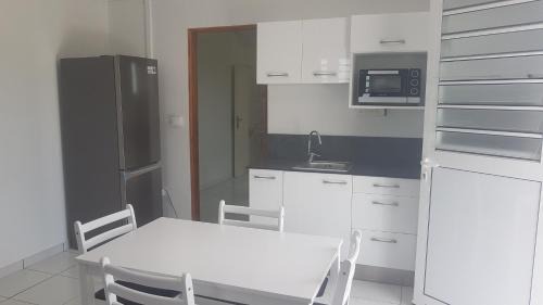 Ducos Apartment | T2 en résidence chez l'habitant