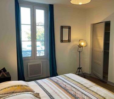 Bourges Apartment | T2 face gare SNCF Appart Hotel le Cygne 1