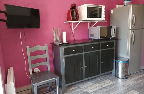 Canet-en-Roussillon Apartment | T2 garden level, south-facing. Available September 21. Parking, beach 800 m, swimming pool,