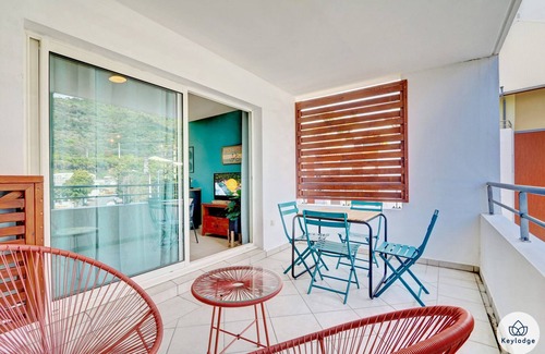 Saint-Denis Apartment | T2 – Le Céladon* – close to center of Saint-Denis