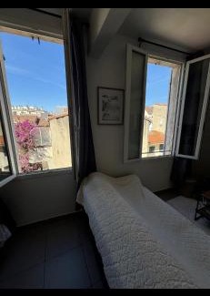 Le Rouet Apartment | T2 Perier 13008