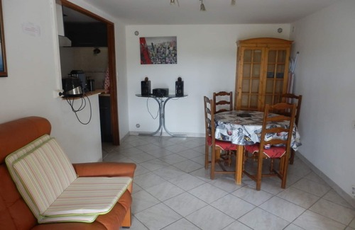 Codolet Apartment | T2 quiet in country house
