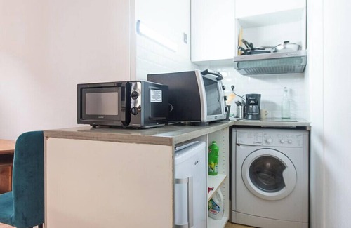 Parc-de-Montsouris Apartment | T2 with Wifi near the Maison Blanche