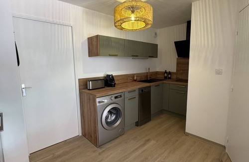 Cap d'Agde Apartment | T2bis - Cap d'Agde - 40 m² with terrace, swimming pool, parking & 200 m from the beach