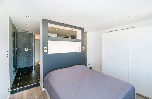 Saint Genes Apartment | T3 2 bedrooms renovated top floor