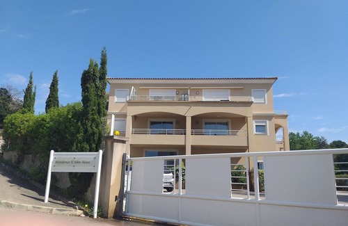 Albitreccia Apartment | T3 - 4 people - 250m from Agosta beach - Quiet private residence