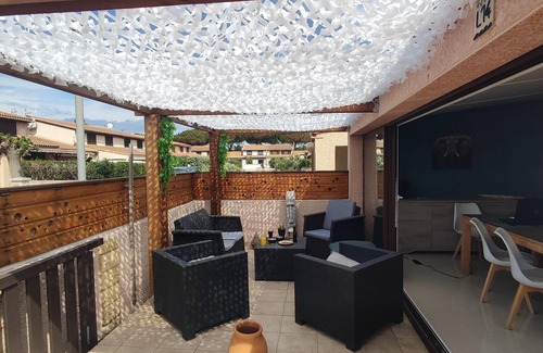 Portiragnes-Plage House | T3 60m2 with swimming pool and sea 200m away.