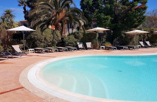 Giens Apartment | T3 "Bambous" 6/8 pers "Ecrins of the Badine", swimming beach on foot