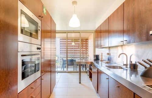 Vale de Parra Apartment | T3 Beira-Mar nos Salgados c/Piscina by LovelyStay