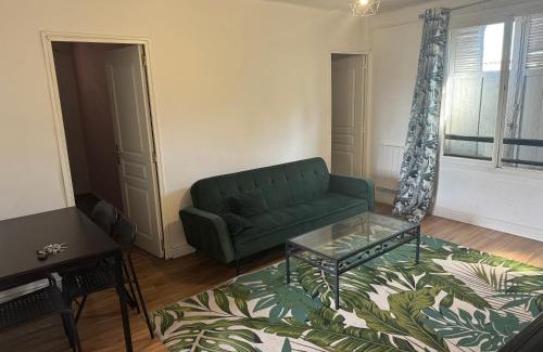 Saint-Louis Apartment | T3 bien équipé