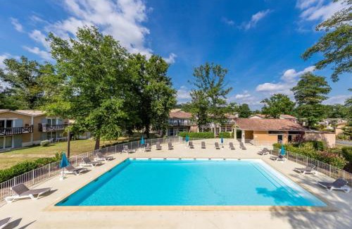 Barbaste Apartment | T3 Famille - piscine, aire de jeux - Barbaste