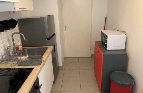 Bonneveine Apartment | T3 garden apartment with 100 m2 garden near the sea and Stade Vélodrome