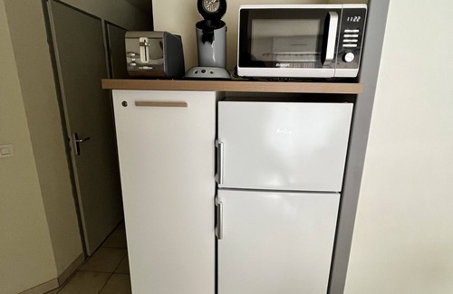 Luz-Saint-Sauveur Apartment | T3 historic center Luz + private parking