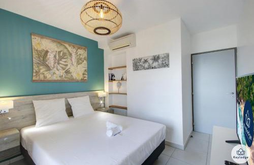 Carosse Apartment | T3- Infini bleu 4 étoiles - 63 m2 - vue océan - St-Gilles