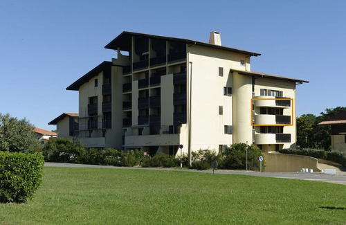 Le Penon Apartment | T3 Penon 50m from the beach and shops, balcony living room facing south, parking