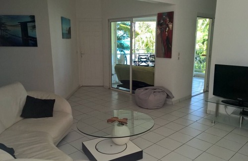 Bas du Fort Apartment | T3 seaside duplex