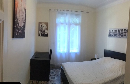 Baille Apartment | T4 Air-conditioned 3 Bedrooms Proximité Castellane Immeuble Art Déco / 6 persons