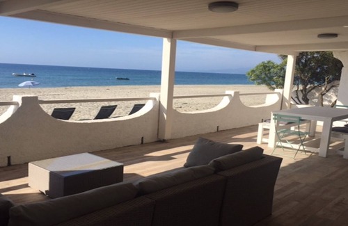 Ghisonaccia Villa | T4 feet in water