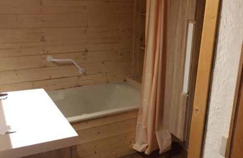 Bozel Apartment | T4 for rent near Bozel
