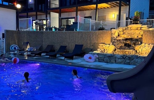 Indian Point Villa | Table Rock Lake Mega-Villa: Sleeps 29, Private Pool & Hot Tub, 3 mins to SDC!