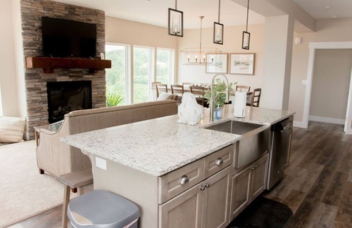 Table Rock House | Table Rock views, Indoor pool, private hot tub
