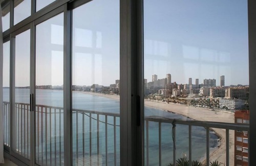 Coveta Fuma Apartment | Tahiti Muchavista, El Campello flat with sea views