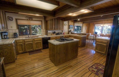 Al Tahoe House | Tahoe Acres - Lakefront Home with a Hot Tub | CYH1281