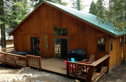 Truckee House | Tahoe Chalet Living at its Best!