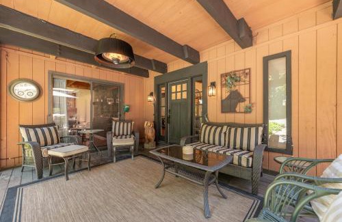 Tahoe Sierra Estates House | Tahoe City 4BR 4 Full Bathroom Home Near Palisades Close to Town