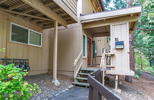 Incline Village Condo | Tahoe Sunshine & Powder: Newly Remodeled 2 Bedroom