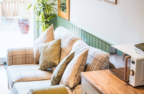 Archiestown Apartment | Taighsona Bothy, Speyside - amazing views!