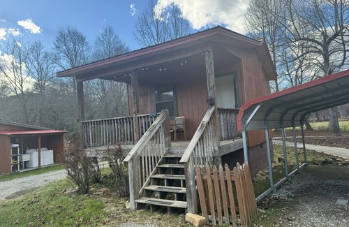 Robbinsville Cabin | Tail of the Dragon Resort Cabins Mountain View #4