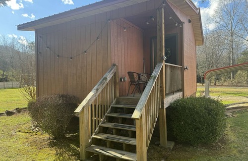 Robbinsville RV Rental | Tail of the Dragon Resort Campground Mountain View