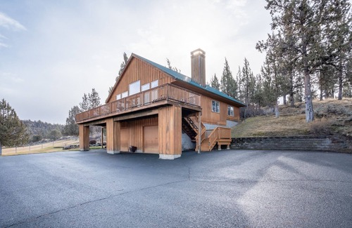 Bend House | Tailwinds Farm Secluded Estate On The River Amazing Views by RedAwning