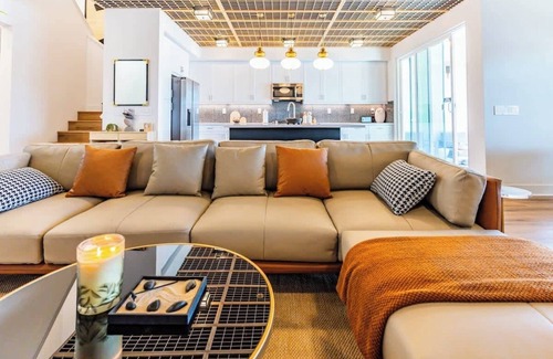 Terra Lago House | Taisho - Luxury Zen Inspired Lakeside Villa