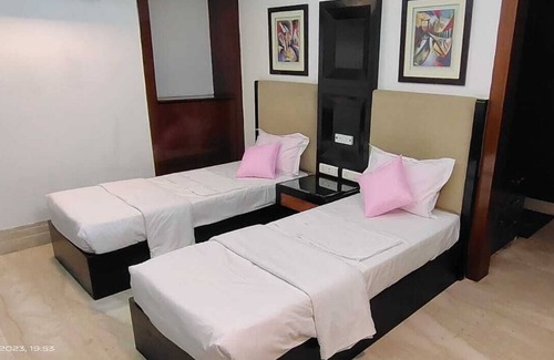 Greater Kailash I House | Taj Inn Residency Kailash Colony