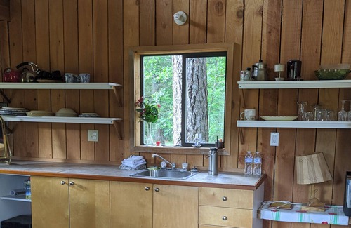 Regional District of Nanaimo Cottage | Takala Trails Ranch - The Chalet - Nanaimo