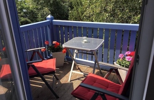 St. Peter-Ording Apartment | Take a deep breath and relax in the pine tree tops by the sea