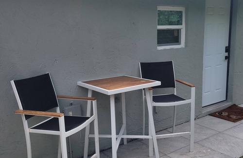 Boynton Beach Apartment | Take it easy at this cozy little getaway in a quiet residential neighborhood