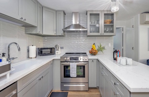 Waikiki Apartment | Take-it-easy Waikīkī Beach Condo
