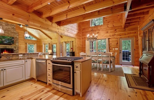 Blue Ridge Cabin | Take Me to the River – Blue Ridge, GA