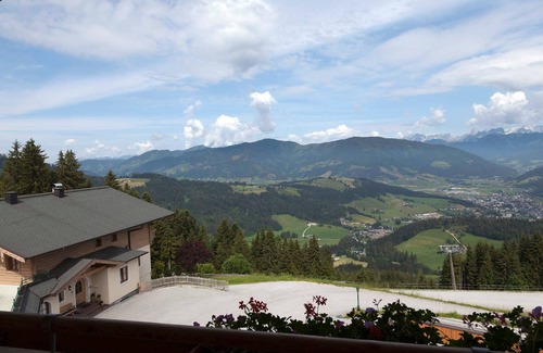 Altenmarkt im Pongau Apartment | Talblick-FerienwohnungHochnossler