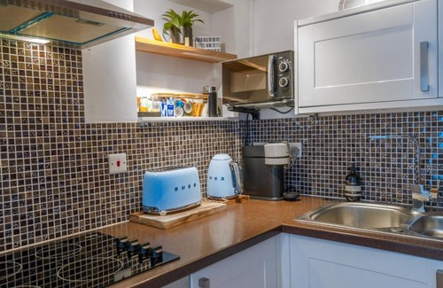 Horsham House | Talbot Lane Cottage Horsham | By My Getaways