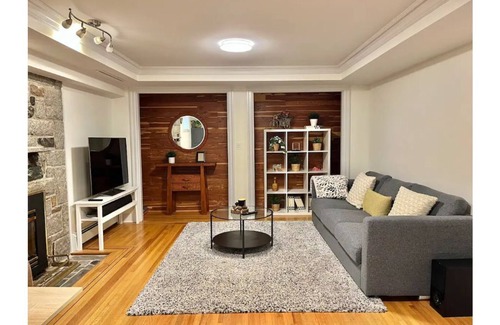 New Westminster House | Tall & Cozy with New Bathrooms