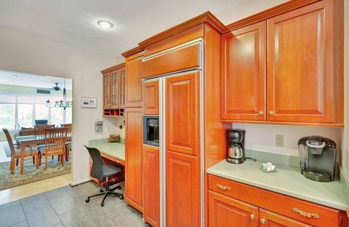 Salem House | Tall Ship 319 in Keowee Key