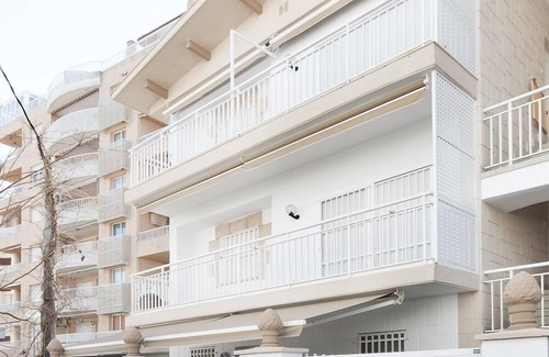 Grao de Gandia House | TALLAROL - Sunny apartment with furnished balcony on the second line to the beach.