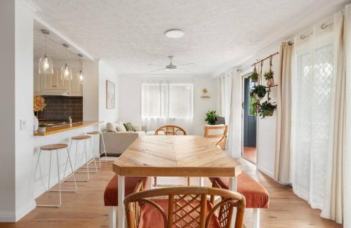 Palm Beach Apartment | Tallebudgera Muse - Seaside Calm near Wildlife Parks