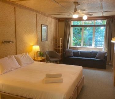 Suffolk Park Hotel | Tallow Beach Motel